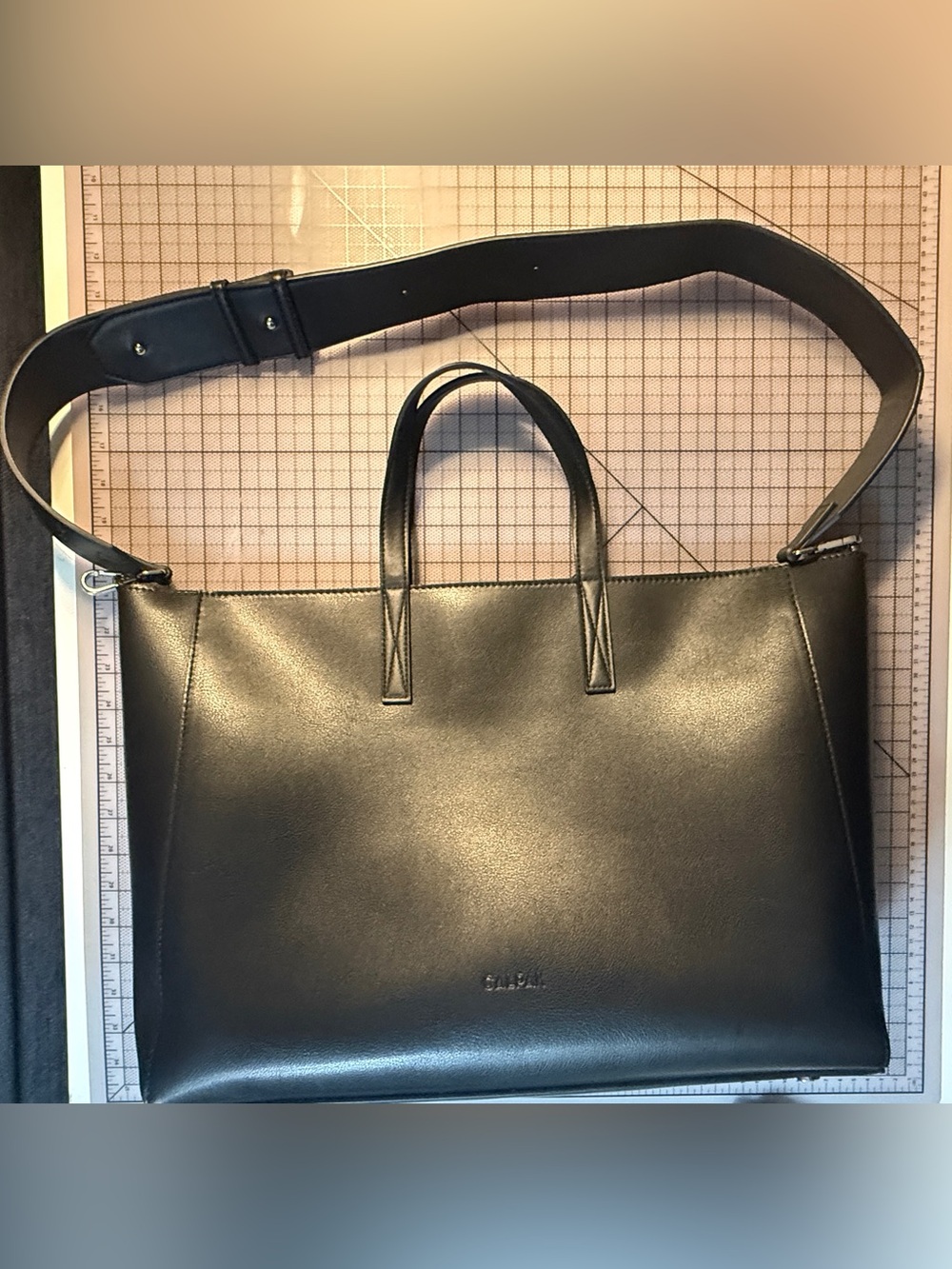 NWOT CALPAK Haven 16” Laptop Tote